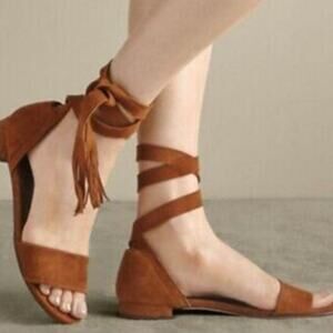 Stuart Weitzman Corbata Wrap Suede Sandals fringe amaretto size 7.5